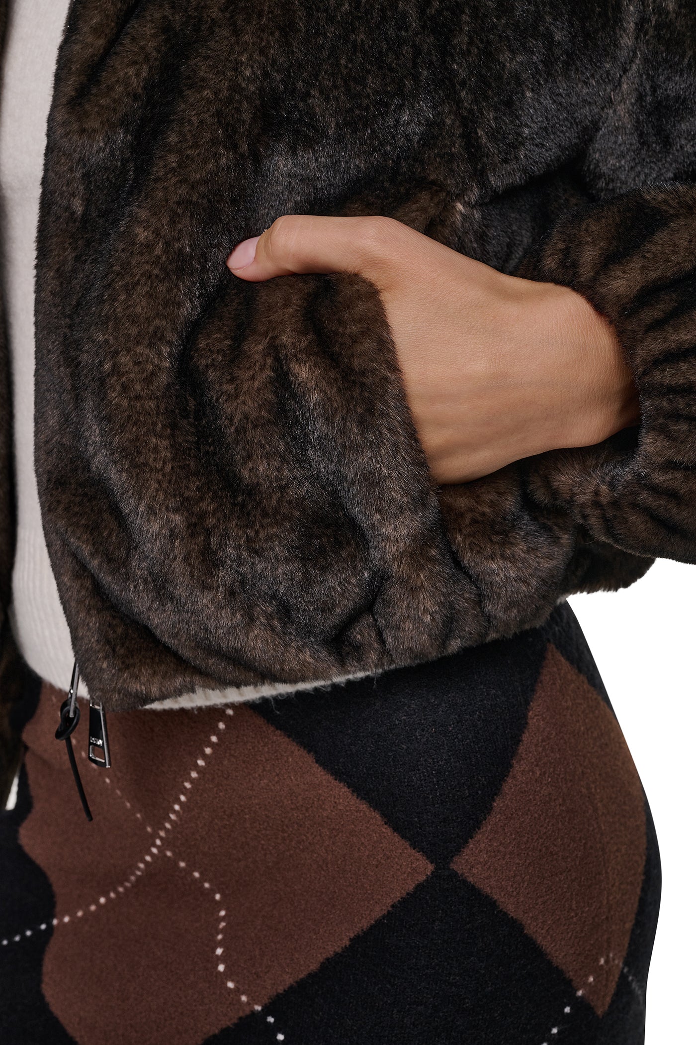 FAUX FUR BUBBLE HEM JACKET